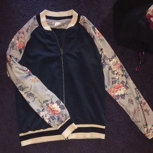 Bomber jacket